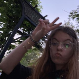 Meet your Posher, Alia